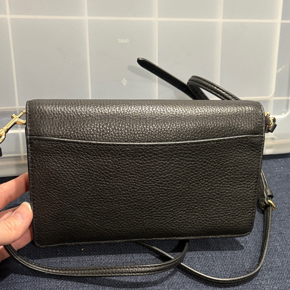 COACH Black Pebbled Leather Crossbody Bag with Gold Logo - Picture 4 of 4